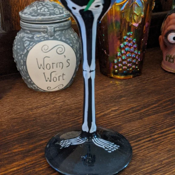 Hand painted Skeleton Last Wine Glass - Picture 3 of 4